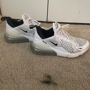 Nike woman’s Air Max 270 shoes. The size is size 7. Gently used.